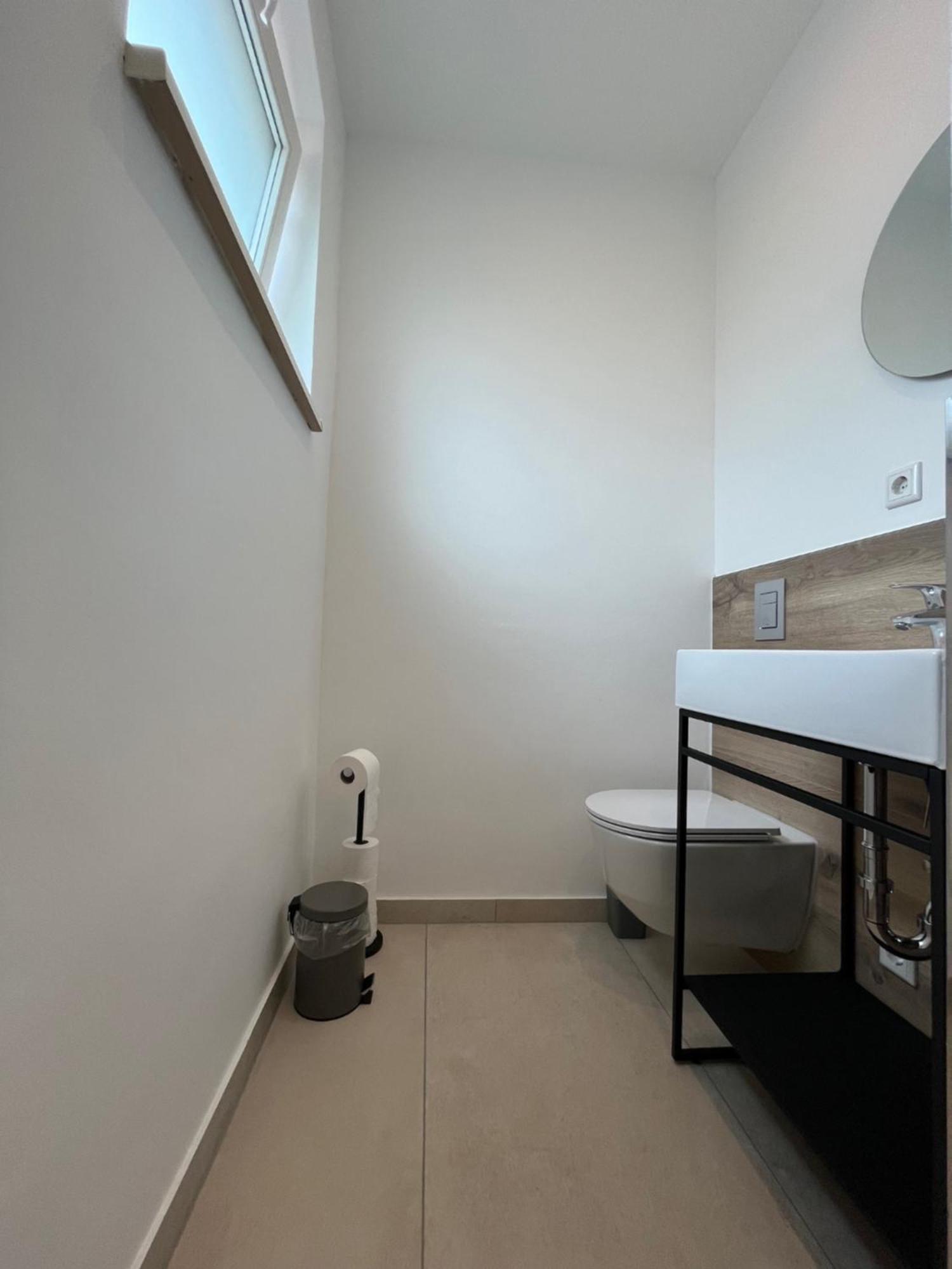 Remise 23A - 2Schlafzimmer Unterkunft Fuer 4-Koepfige Familie Schönefeld Kültér fotó