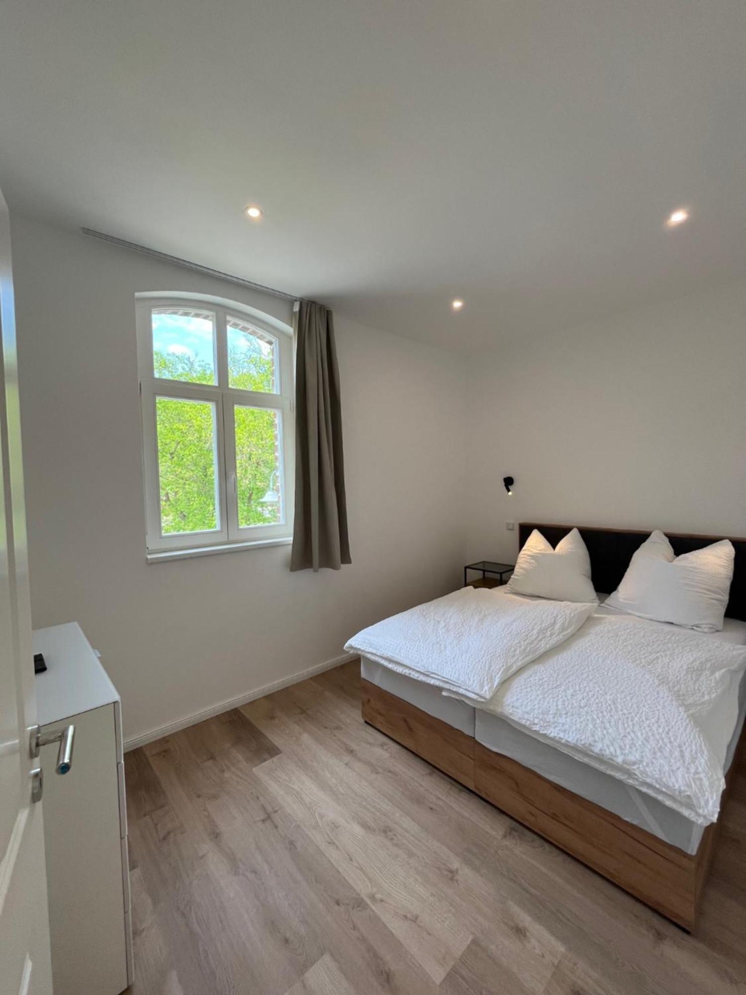 Remise 23A - 2Schlafzimmer Unterkunft Fuer 4-Koepfige Familie Schönefeld Kültér fotó