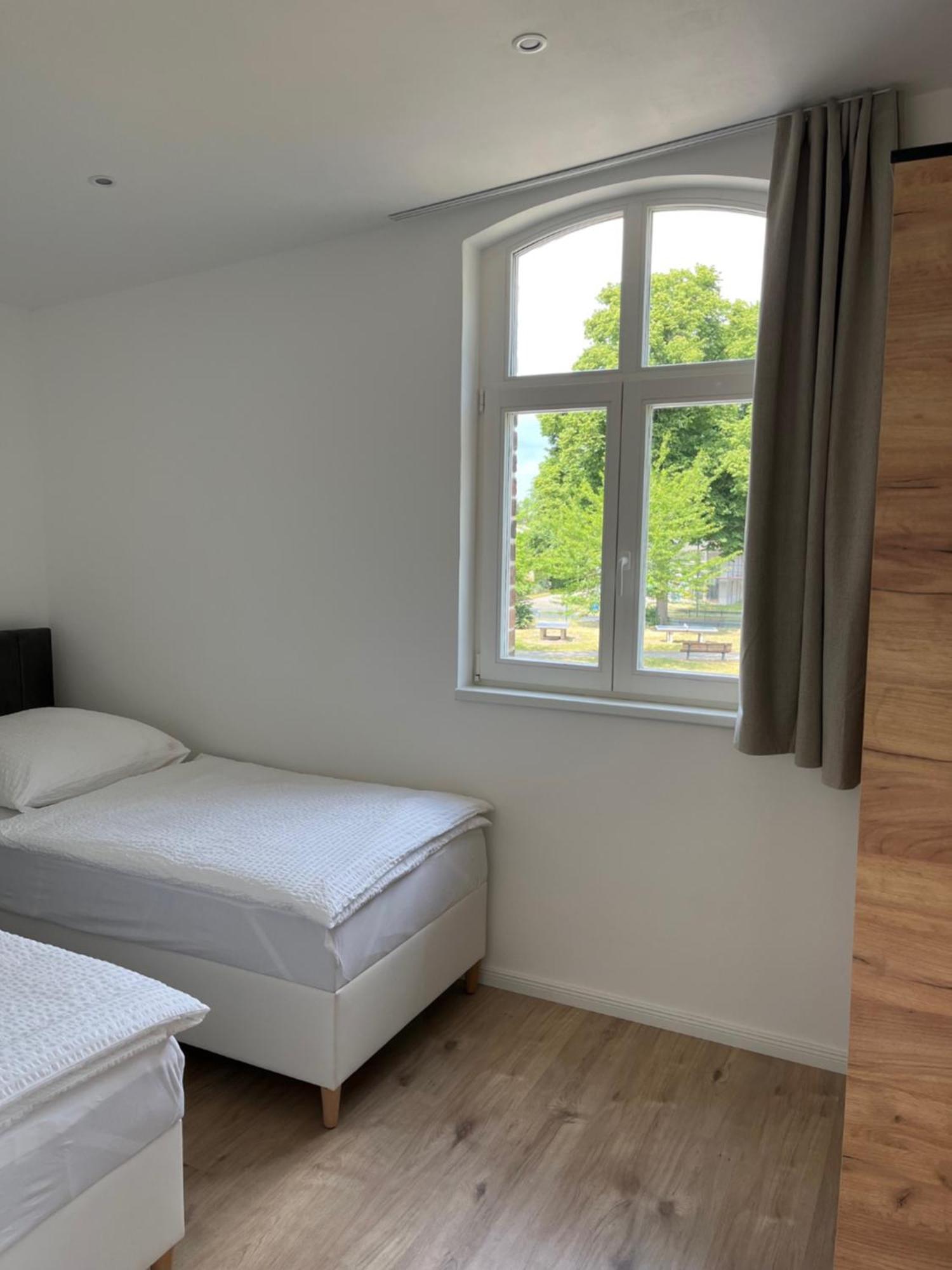 Remise 23A - 2Schlafzimmer Unterkunft Fuer 4-Koepfige Familie Schönefeld Kültér fotó